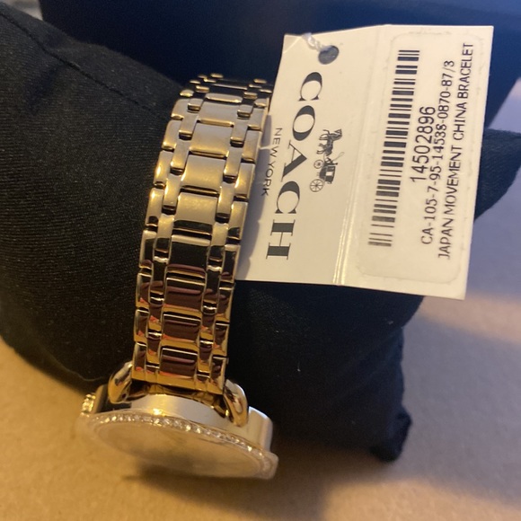 Coach Watch - Picture 6 of 6